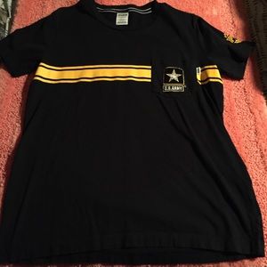 Army PINK tee 🇺🇸